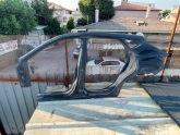 CUPRA LEON SOL YAN FRANGART SOL ARKA ÇAMURLUK MARŞBİYEL