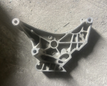 VOLKSWOGEN CADDY ORJİNAL SAĞ MOTOR KULAĞI