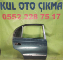 toyota carina sağ arka kapı
