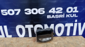 T.cross sol sis farı 17.24