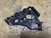 OPEL ASTRA J MAKYAJLI SAĞ ÖN TAMPON BRAKETİ ÇIKMA 13368873