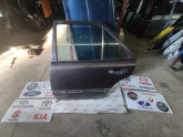 MERCEDES E200 W124 SOL ARKA KAPI
