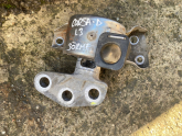 OPEL CORSA D 1.3 SAĞ MOTOR KULAĞI SÖKME 13130741 CANCAN OPEL