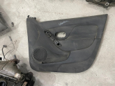 Opel Zafira B sol ön kapı döşemesi
