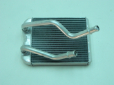 KALORİFER RADYATÖRÜ AMAROK 10-17/TOUAREG 03-10/AQ7  7L0819031