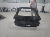 2024/2025 AUDİ A6 SİYAH BAGAJ KAPAĞI ORJINAL