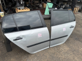 VOLKSWAGEN GOLF5 ARKA KAPI ÇIKMA SAĞ SOL KAPI ARKA ÇIKMA GOLF
