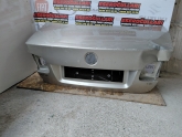 Volkswagen Jetta arka bagaj kapağı