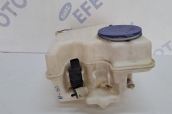 mercedes b150 w245 cam su bidonu/deposu (son fiyat)