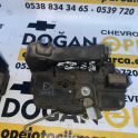 Opel Zafira A Sol Ön Çıkma Kapı Kilidi GM