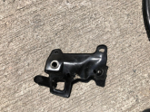 MERCEDES G SERİ W463 SOL HAVA KANAL BRAKETİ 4638807102
