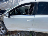 JETTA ÖN SOL KAPI
