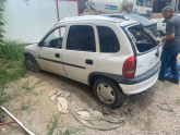 Corsa. B. Sol arka  kapı