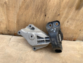 Renault Clio 5 Motor Takozu Sağ  112323904R orijinal