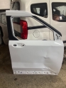 Ford corier sağ ön kapı