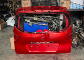 Captur. Arka bağaj kapısı