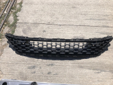MASERATİ LEVANTE ÖN TAMPON ORTA IZGARA 670217531