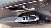 MERCEDES W206 SOL ÖN KAPI CAM DÜĞMESİ OTO FEDAİ