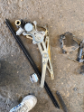 Toyota corolla sol ön cam krikosu 2007 - 2012