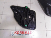 MERCEDES E KASA W213 SAĞ ARKA KAPI İÇ PLASTİK (MANUEL)