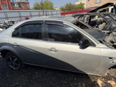 Oto Çıkma Parça / Ford / Mondeo / Kaporta & Karoser / Kapı Camları / Çıkma Parça 