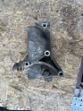 RENAULT MEGANE SİLİNDİR KAPAK BAGLANTI AYAGI