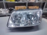 VOLKSWAGEN BORA SOL ÖN FAR 205678A82B / 1J5941017AE