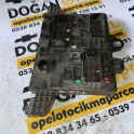 Opel Astra J Çıkma Arka Sigorta Kutusu