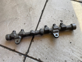 OPEL ASTRA J CORSA D 1.3 DİZEL ENJEKTÖR KÜTÜĞÜ ÇIKMA 55573331