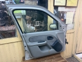 Oto Çıkma Parça / Kaporta & Karoser / Kapı Camları / Renault / Clio / Çıkma Parça 