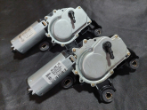 VOLKSWAGEN//AUDI /SEAT ARKA CAM SİLECEK MOTOR 8L0 955 711B