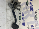 Land Rover pedal