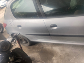 Peugeot 206 sağ arka kapı gri