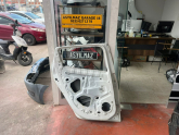 Oto Çıkma Parça / Renault / Clio / Kaporta & Karoser / Kapı / Çıkma Parça 