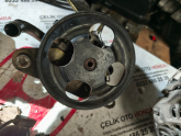 Oto Çıkma Parça / Alt Takım & Direksiyon / Direksiyon Pompası / Mazda / 626 / Çıkma Parça 