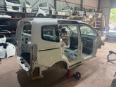 Ford Courier Komple Arka Kıç