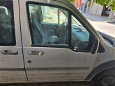 Ford Tourneo Connect Sağ ön kapı.