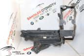 BMW 7 SERİSİ F01 F02 SAĞ ÖN FAR YUVASI SACI 51647184160