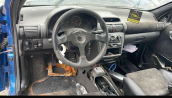 Opel Corsa b ön göğüslük