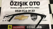 PEUGEOT 3008 SOL ÖN KAPI CAM ÇERÇEVESİ FİTİLİ ÇIKMA ORJİNAL