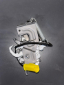 BMW G20  LCİ F40 KAPUT KİLİDİ SAĞ 51237468350 SY