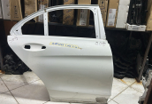 MERCEDES C SERİ W205 KAPI SAĞ ARKA