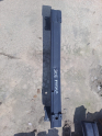 Peugeot 308 arka tampon demiri (çıkma)