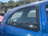 Opel cors b  kelebek camı arka sağ