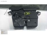 7224692 BMW F30 BAGAJ KİLİDİ