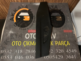 969132015R Clio 5 Orta Konsol Sağ Yan Kaplaması Orjinal Çıkma
