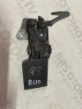 8U0823480A KAPUT KİLİT ÜST
