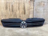 5c6853653 VW jetta ön panjur 2011-2018