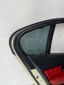 BMW F30 3 Serisi sol arka kapı 18 cam çerçeve iç kaplaması