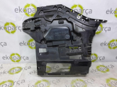 BMW 5 2023 2024 G60 M ARKA TAMPON SAĞ İÇ BRAKETİ 51125A011C4